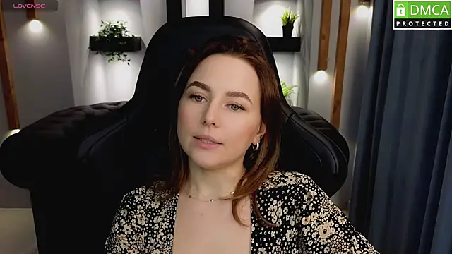 Snapshot of Mira_Mermayd chatting on 02-28-25, 01:05 Mira Mermayd online show from 02-28-25, 01:05
