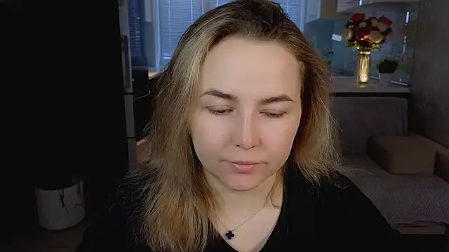 Mira Mermayd online show from 04-12-26, 01:31