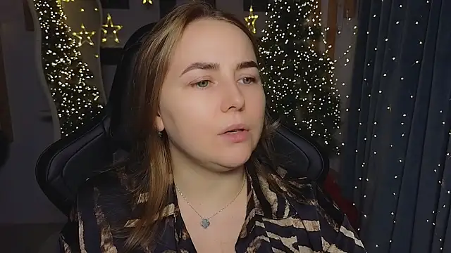 Snapshot of Mira_Mermayd chatting on 01-07-26, 08:08 Mira Mermayd online show from 01-07-26, 08:08