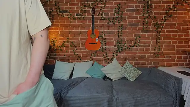 yamy yamy yamy online show from 03-22-26, 02:51