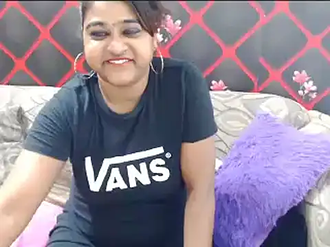 indian glitter online show from 03-05-25, 06:01