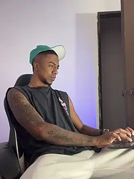 YeremiBrowm online show from 03-10-25, 08:34