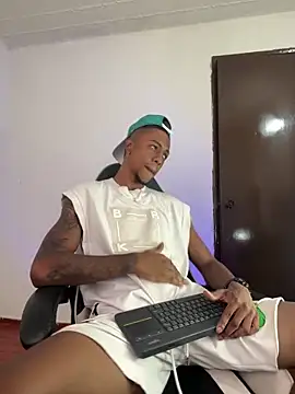 YeremiBrowm online show from 03-05-25, 03:51