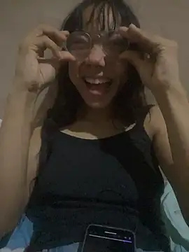 Karmakuro online show from 12-20-25, 01:41