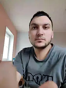 Snapshot of homass3 chatting on 02-10-25, 01:33 homass3 online show from 02-10-25, 01:33