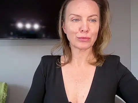 RachellAmazing online show from 10-02-25, 12:19