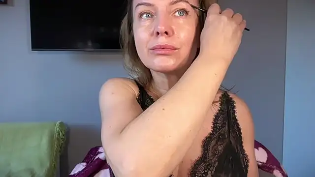 RachellAmazing online show from 11-06-25, 01:15