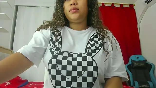 Lunastar02 online show from 01-11-26, 03:41