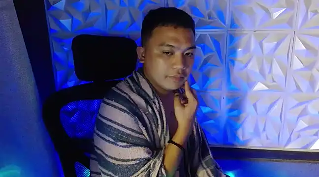 xsweetasian69x online show from 03-13-25, 08:00