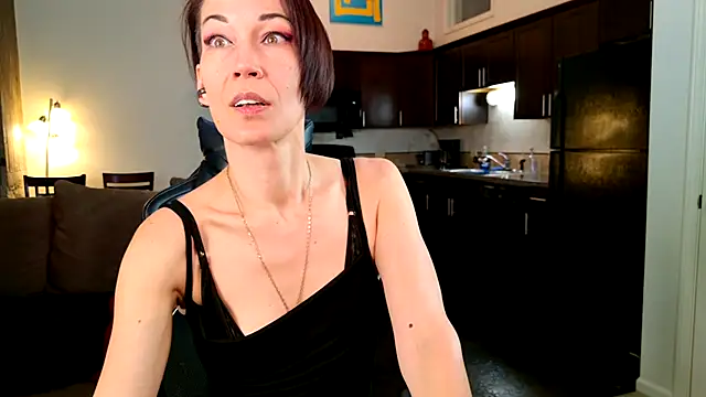 EveEnigma online show from 03-04-25, 01:17