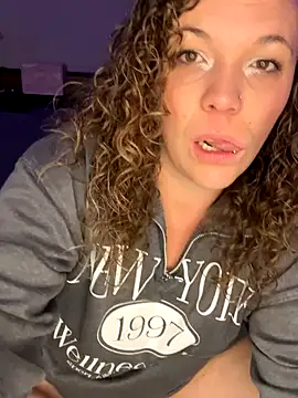 Snapshot of AuroraSummers chatting on 11-02-25, 11:54 AuroraSummers online show from 11-02-25, 11:54