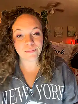 Snapshot of AuroraSummers chatting on 10-29-25, 03:05 AuroraSummers online show from 10-29-25, 03:05