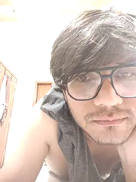 Snapshot of alex78265 chatting on 08-09-26, 03:51 alex78265 online show from 08-09-26, 03:51
