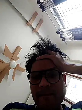 alex78265 online show from 12-21-25, 07:43