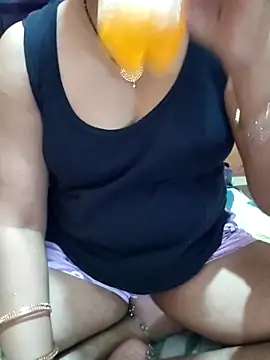 Snapshot of Diya_143 chatting on 07-04-26, 05:39 Diya 143 online show from 07-04-26, 05:39