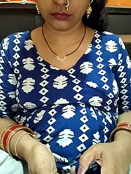 Snapshot of Diya_143 chatting on 07-19-26, 08:45 Diya 143 online show from 07-19-26, 08:45