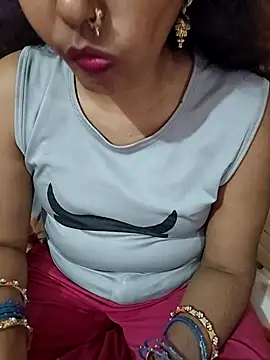 Snapshot of Diya_143 chatting on 06-01-26, 07:02 Diya 143 online show from 06-01-26, 07:02