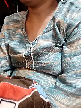 Diya 143 online show from 11-25-25, 08:03