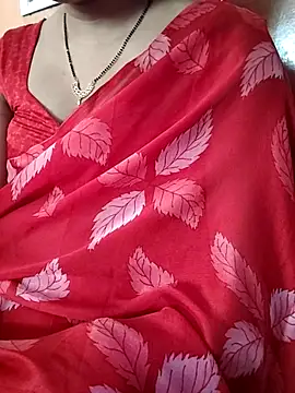 Snapshot of Diya_143 chatting on 07-11-26, 04:02 Diya 143 online show from 07-11-26, 04:02