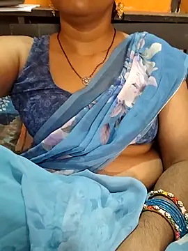 Snapshot of Diya_143 chatting on 05-29-26, 08:31 Diya 143 online show from 05-29-26, 08:31