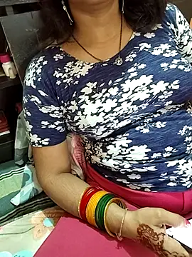 Snapshot of Diya_143 chatting on 05-16-26, 10:36 Diya 143 online show from 05-16-26, 10:36