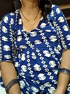 Snapshot of Diya_143 chatting on 06-13-26, 07:39 Diya 143 online show from 06-13-26, 07:39