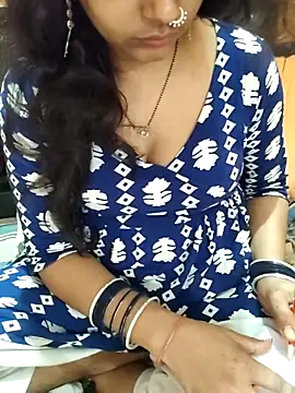 Snapshot of Diya_143 chatting on 05-05-26, 07:22 Diya 143 online show from 05-05-26, 07:22