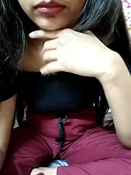 Snapshot of Nupur_69 chatting on 03-21-25, 10:50 Nupur 69 online show from 03-21-25, 10:50