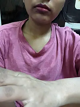Snapshot of Nupur_69 chatting on 09-17-25, 08:33 Nupur 69 online show from 09-17-25, 08:33