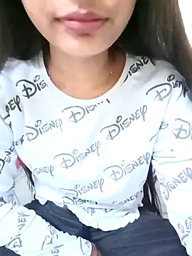 Snapshot of Nupur_69 chatting on 12-22-24, 10:47 Nupur 69 online show from 12-22-24, 10:47