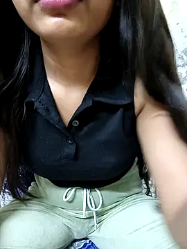Snapshot of Nupur_69 chatting on 02-11-25, 08:20 Nupur 69 online show from 02-11-25, 08:20