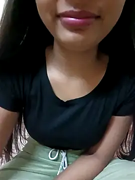 Snapshot of Nupur_69 chatting on 01-26-25, 07:41 Nupur 69 online show from 01-26-25, 07:41