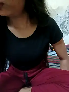 Snapshot of Nupur_69 chatting on 02-24-25, 08:58 Nupur 69 online show from 02-24-25, 08:58