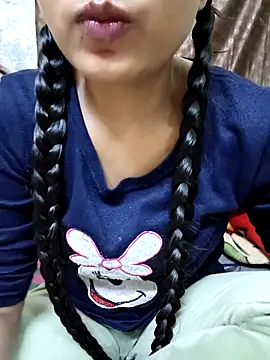 Snapshot of Nupur_69 chatting on 02-19-26, 07:55 Nupur 69 online show from 02-19-26, 07:55