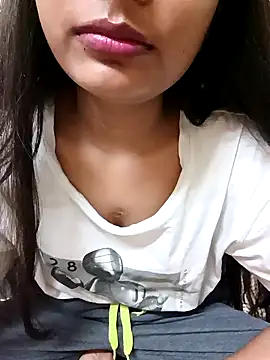 Snapshot of Nupur_69 chatting on 12-13-24, 09:20 Nupur 69 online show from 12-13-24, 09:20