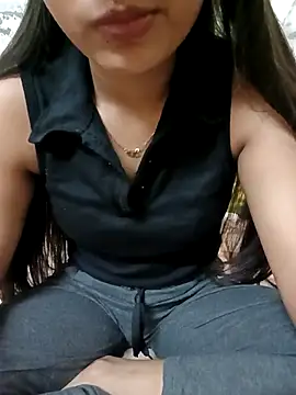 Snapshot of Nupur_69 chatting on 02-21-25, 01:33 Nupur 69 online show from 02-21-25, 01:33
