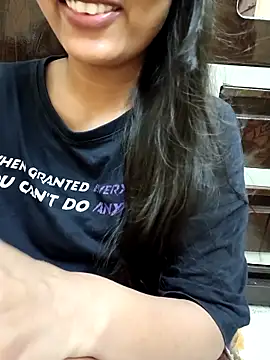 Snapshot of Nupur_69 chatting on 09-10-25, 07:35 Nupur 69 online show from 09-10-25, 07:35