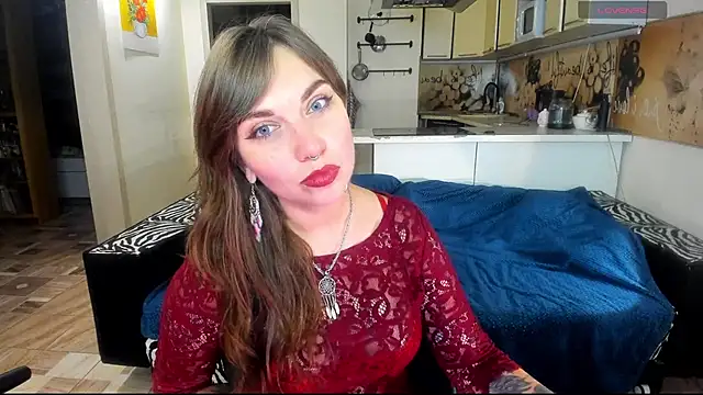 StacyTigerr online show from 12-04-25, 04:06