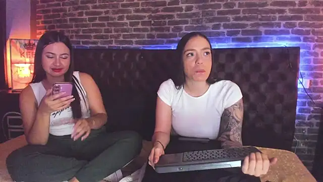 Snapshot of celestestars chatting on 03-04-26, 03:58 celestestars online show from 03-04-26, 03:58