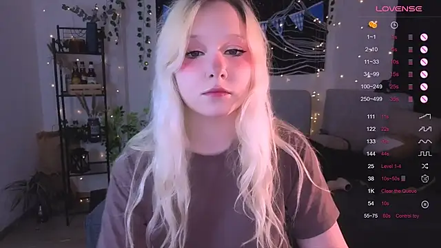 IrmaBell online show from 11-11-25, 10:04