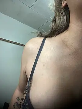 HugeKatarinaTS online show from 02-14-26, 09:42