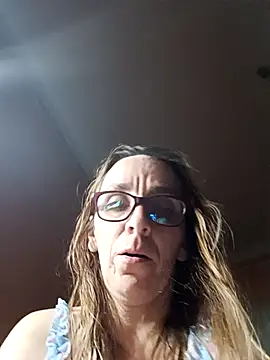 Dettybitch40 online show from 10-15-25, 06:49