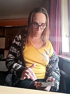 Dettybitch40 online show from 10-07-25, 08:37