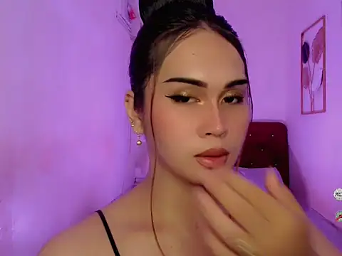 Snapshot of AlodiaOfCums chatting on 11-11-25, 01:22 AlodiaOfCums online show from 11-11-25, 01:22