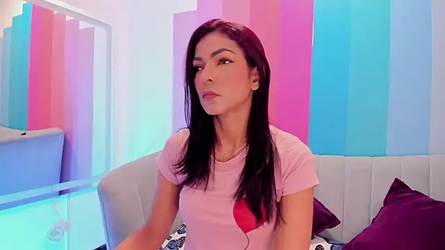 Snapshot of HannaPetit chatting on 03-20-25, 11:38 HannaPetit online show from 03-20-25, 11:38