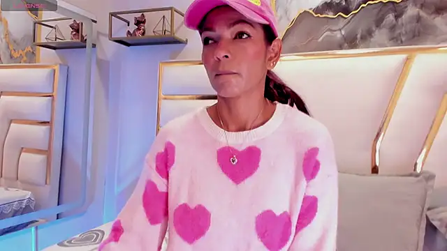 HannaPetit online show from 01-18-26, 11:46