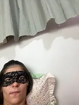 Emmabee123 online show from 02-06-26, 03:41