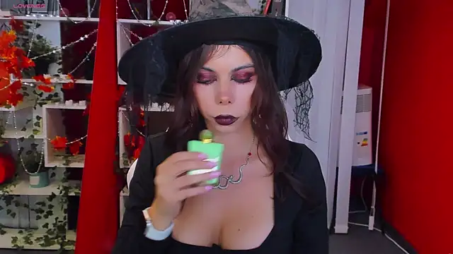 KateCloud online show from 10-31-25, 05:09