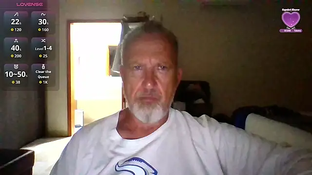 Snapshot of openminddaddy chatting on 05-07-26, 04:06 openminddaddy online show from 05-07-26, 04:06