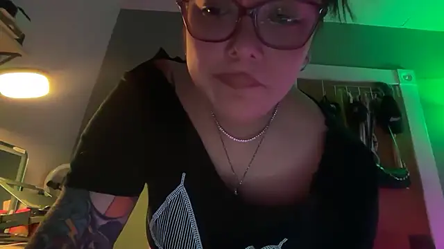 nativepumpkin95 online show from 07-18-26, 03:04